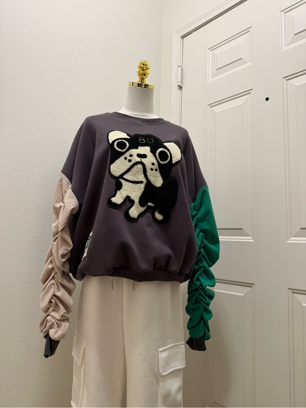 [Brand] oversize french bulldog sweatshirt ruched mismatched sleeves